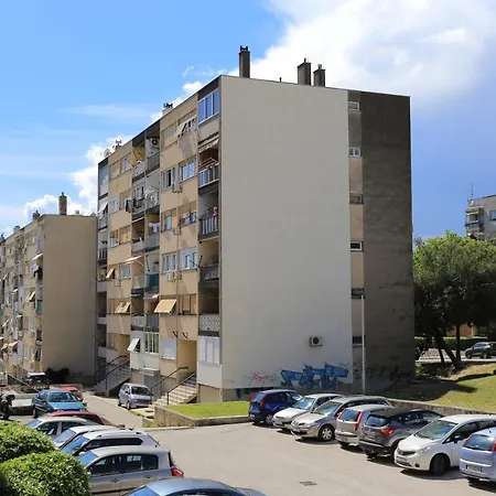 Apartment - 13885 Split