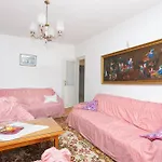 - 13885 Apartment *